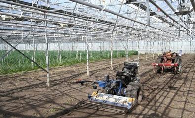 智能機器人驅動的植物工廠 化妝品原料生產(chǎn)的新革命